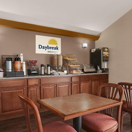 Days Inn By Wyndham Middletown New Hampton Extérieur photo